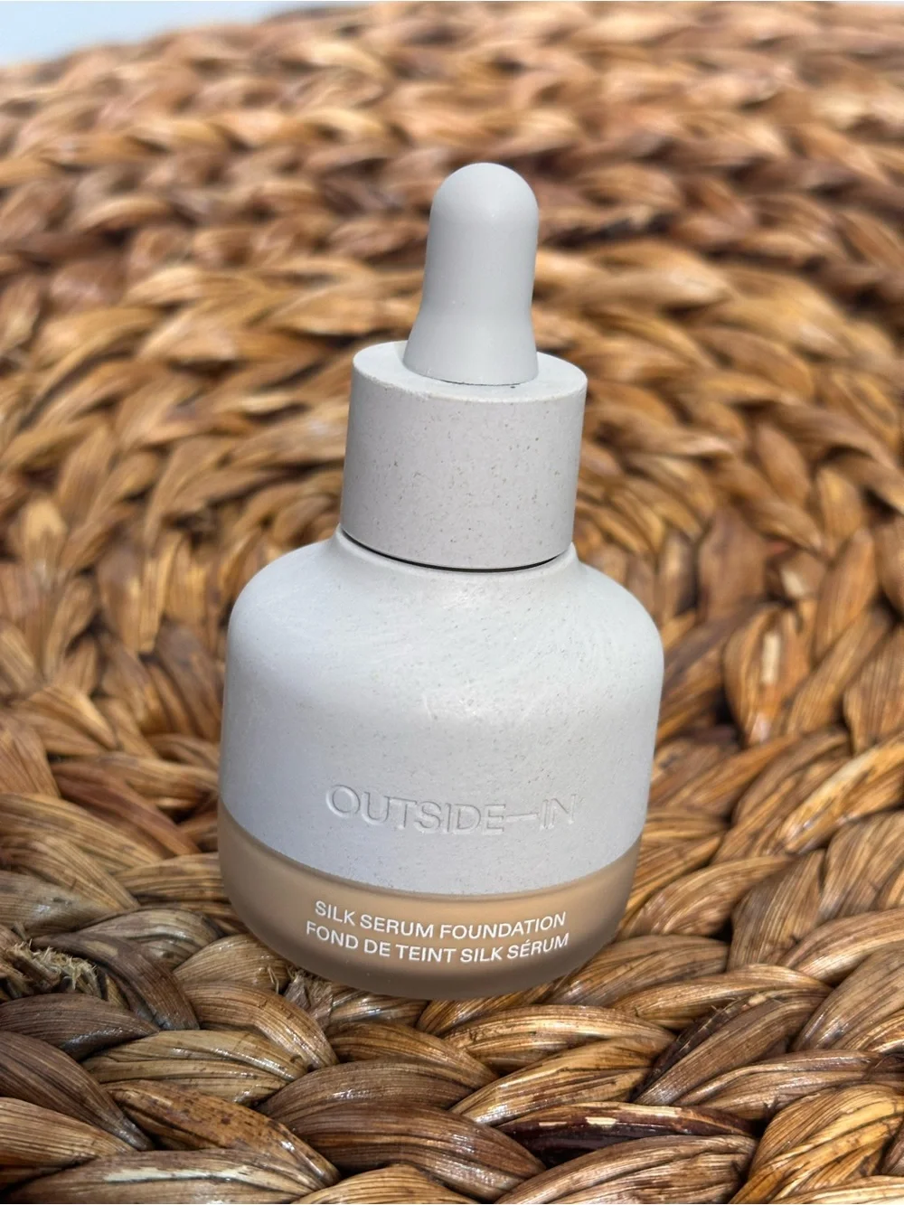 NWT Outside In Silk Serum Foundation shade 120 light neutral made in Italy